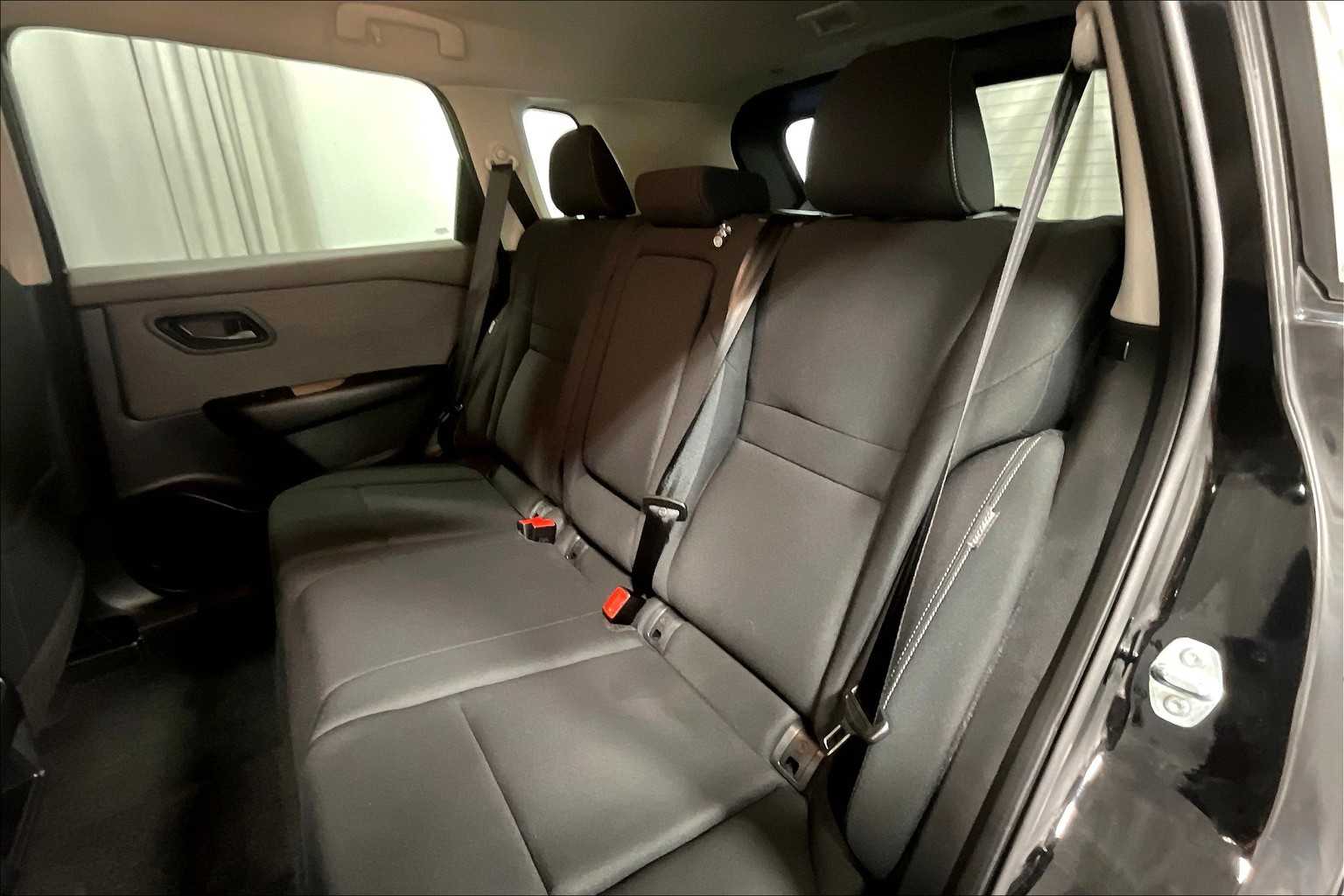 2023 Nissan Rogue S - Photo 15
