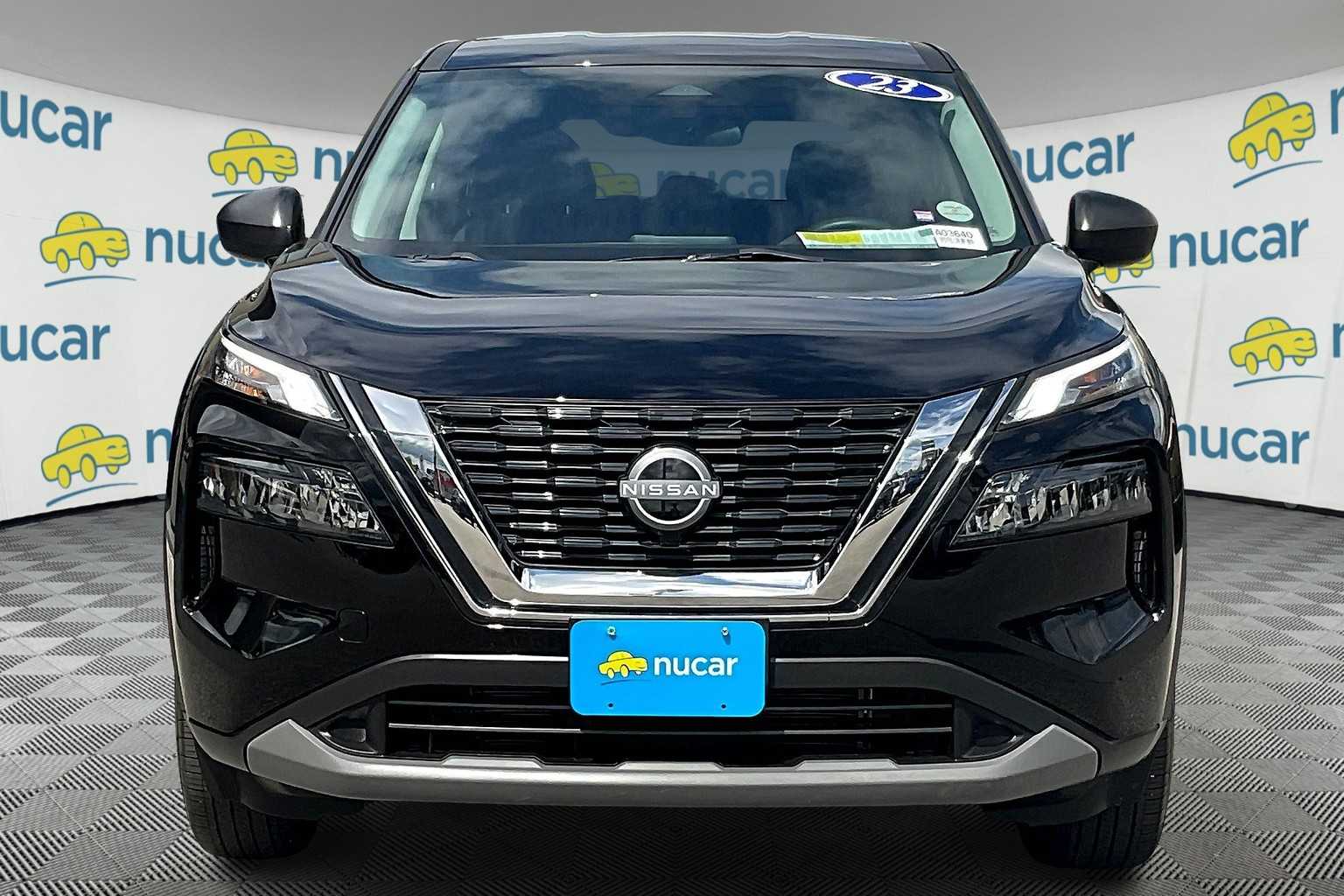 2023 Nissan Rogue S - Photo 2