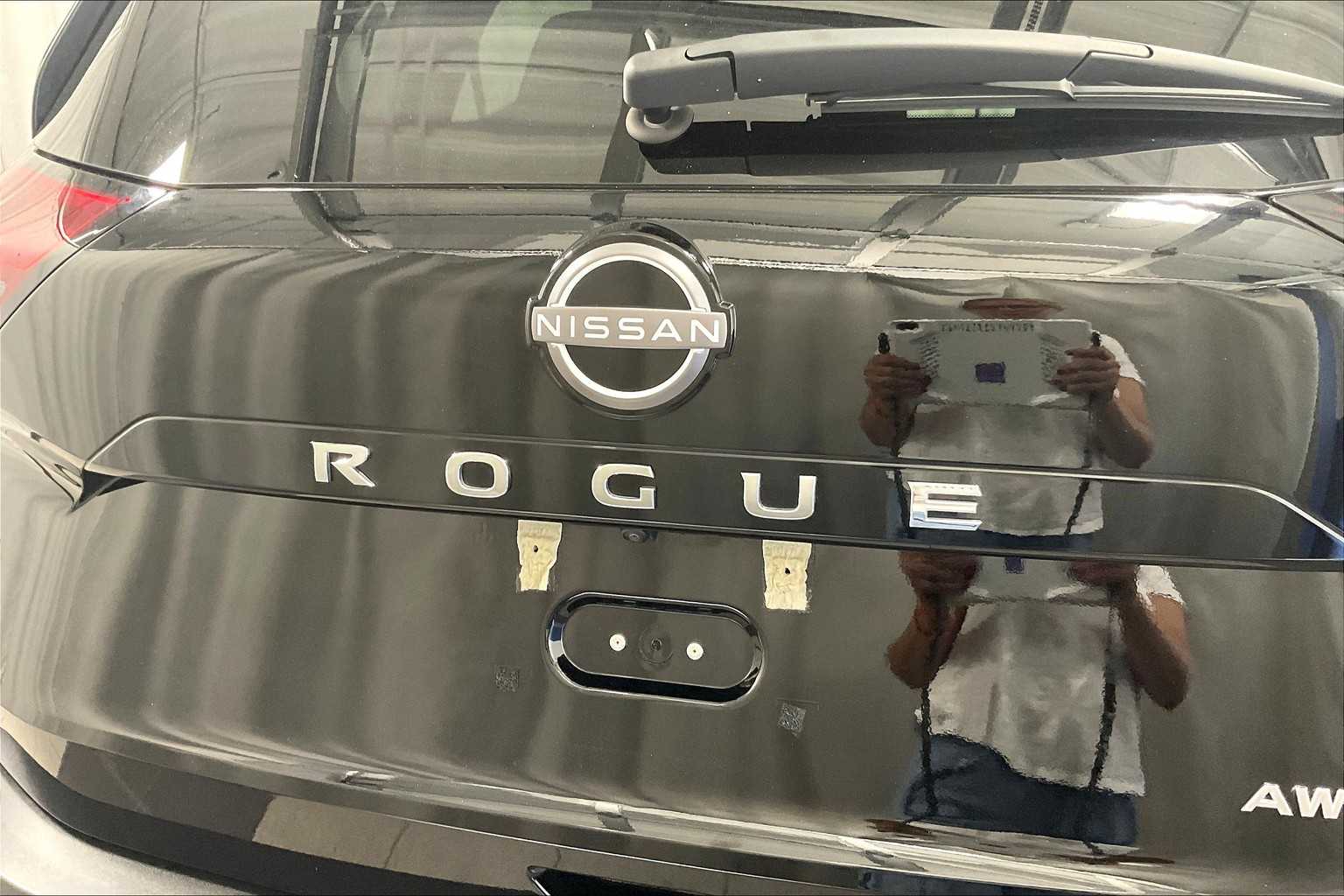 2023 Nissan Rogue S - Photo 28