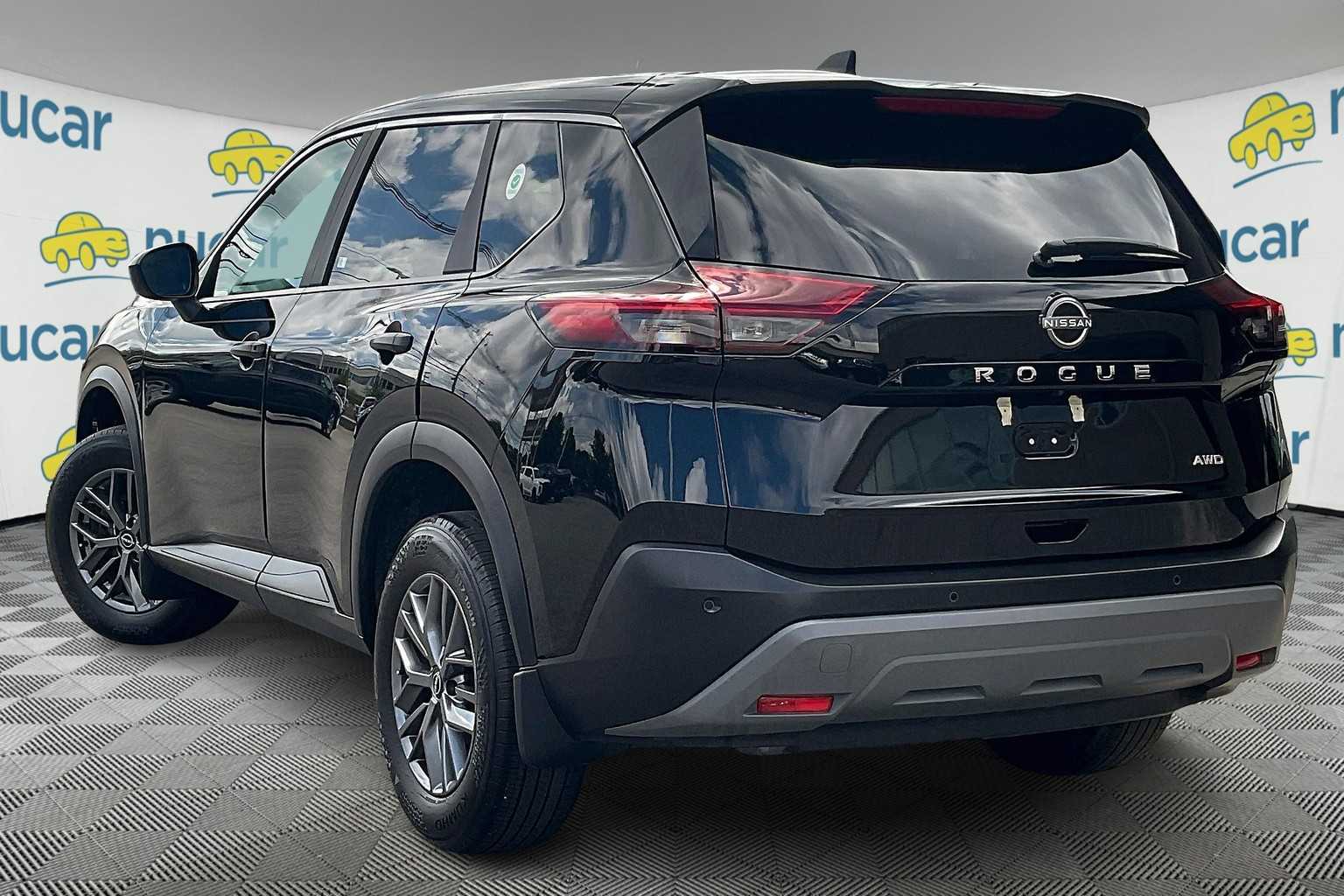 2023 Nissan Rogue S - Photo 4