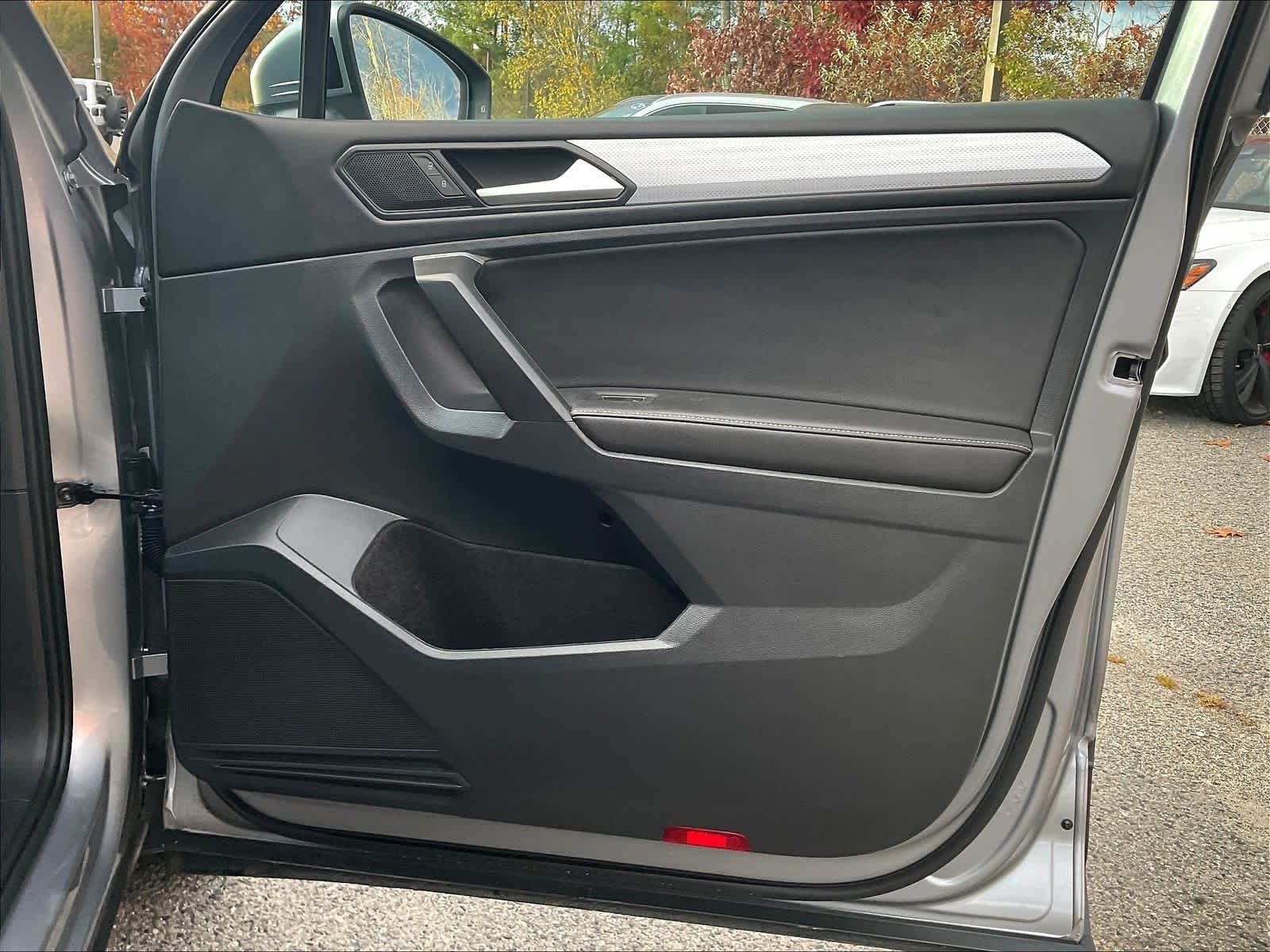 2024 Volkswagen Tiguan S - Photo 12