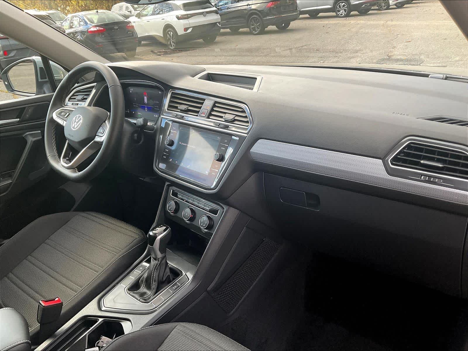 2024 Volkswagen Tiguan S - Photo 14