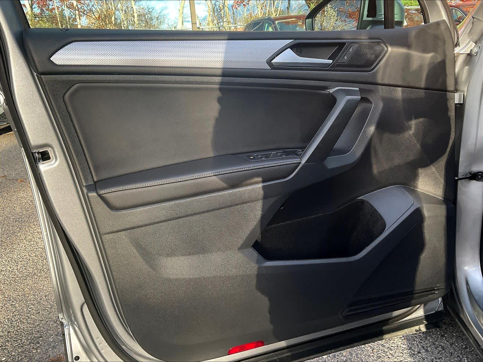 2024 Volkswagen Tiguan S - Photo 9