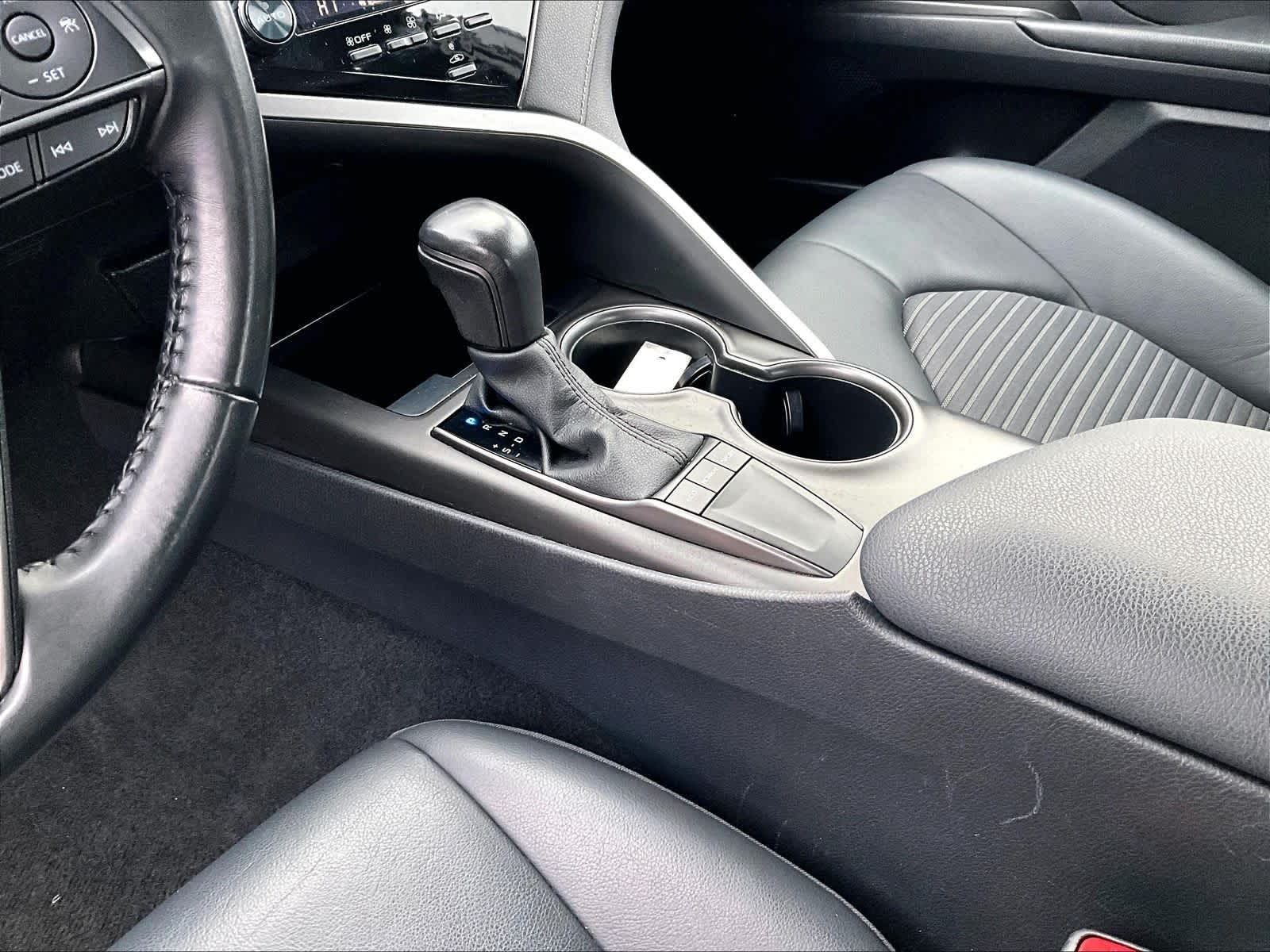 2023 Toyota Camry SE - Photo 20