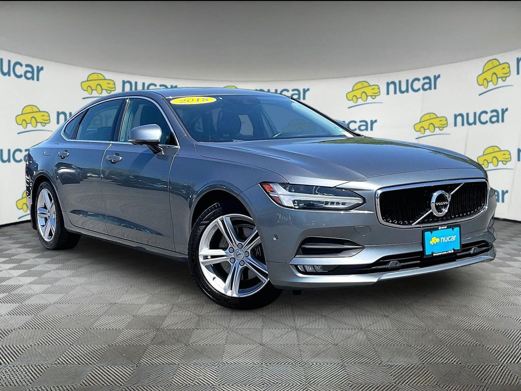 2018 Volvo S90 T5 Momentum