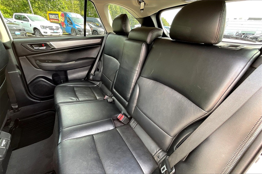 2018 Subaru Outback 2.5i Premium - Photo 14