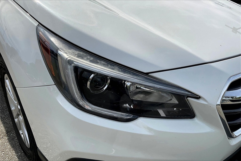 2018 Subaru Outback 2.5i Premium - Photo 29