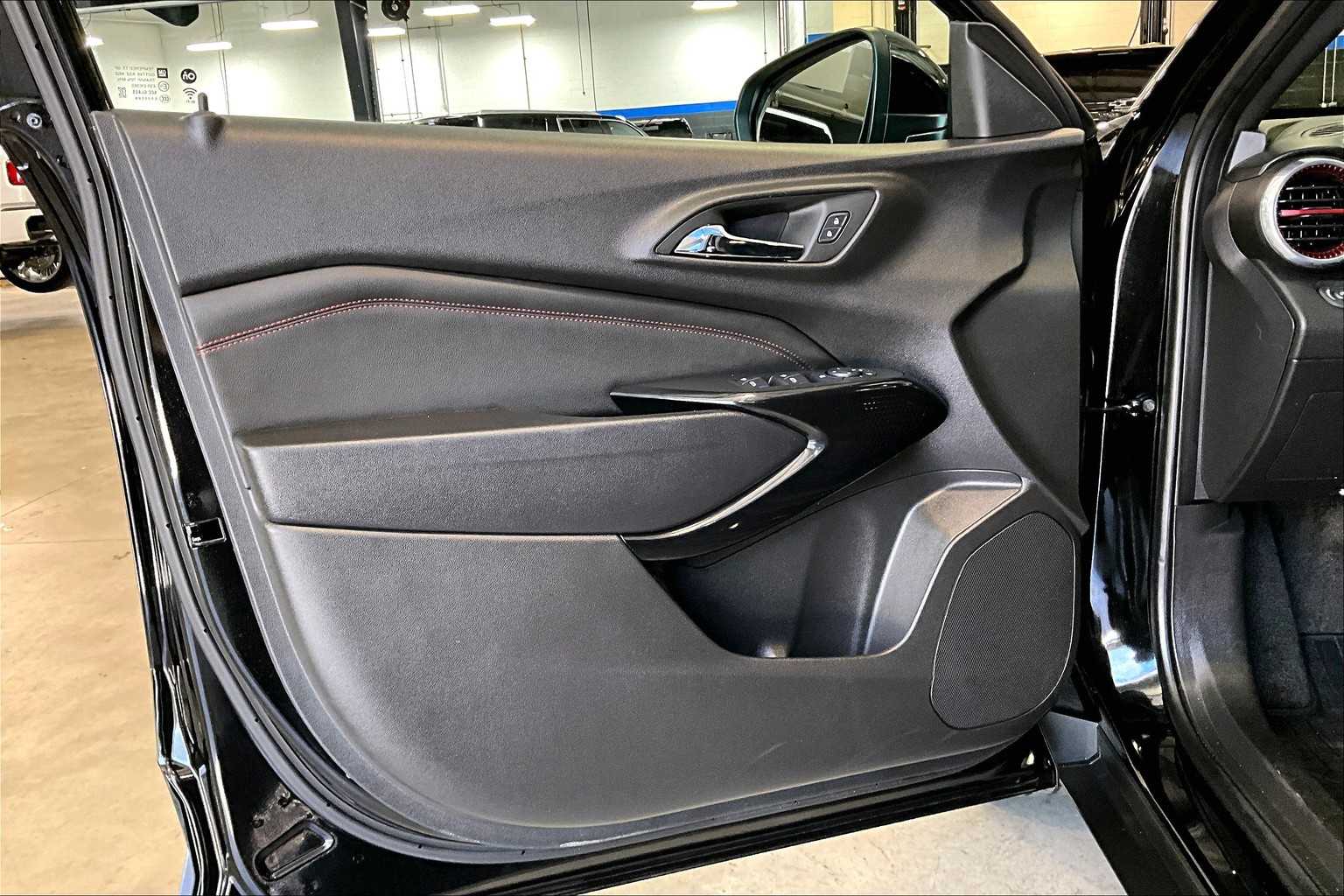 2025 Chevrolet Trax 2RS - Photo 9