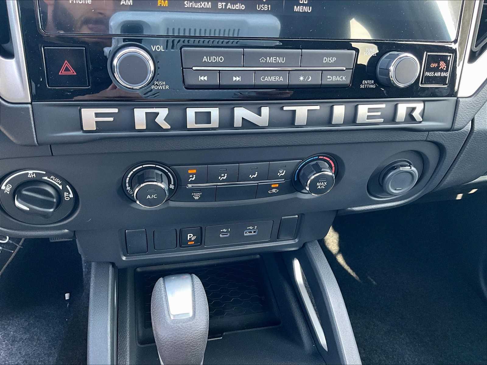 2025 Nissan Frontier SV - Photo 21