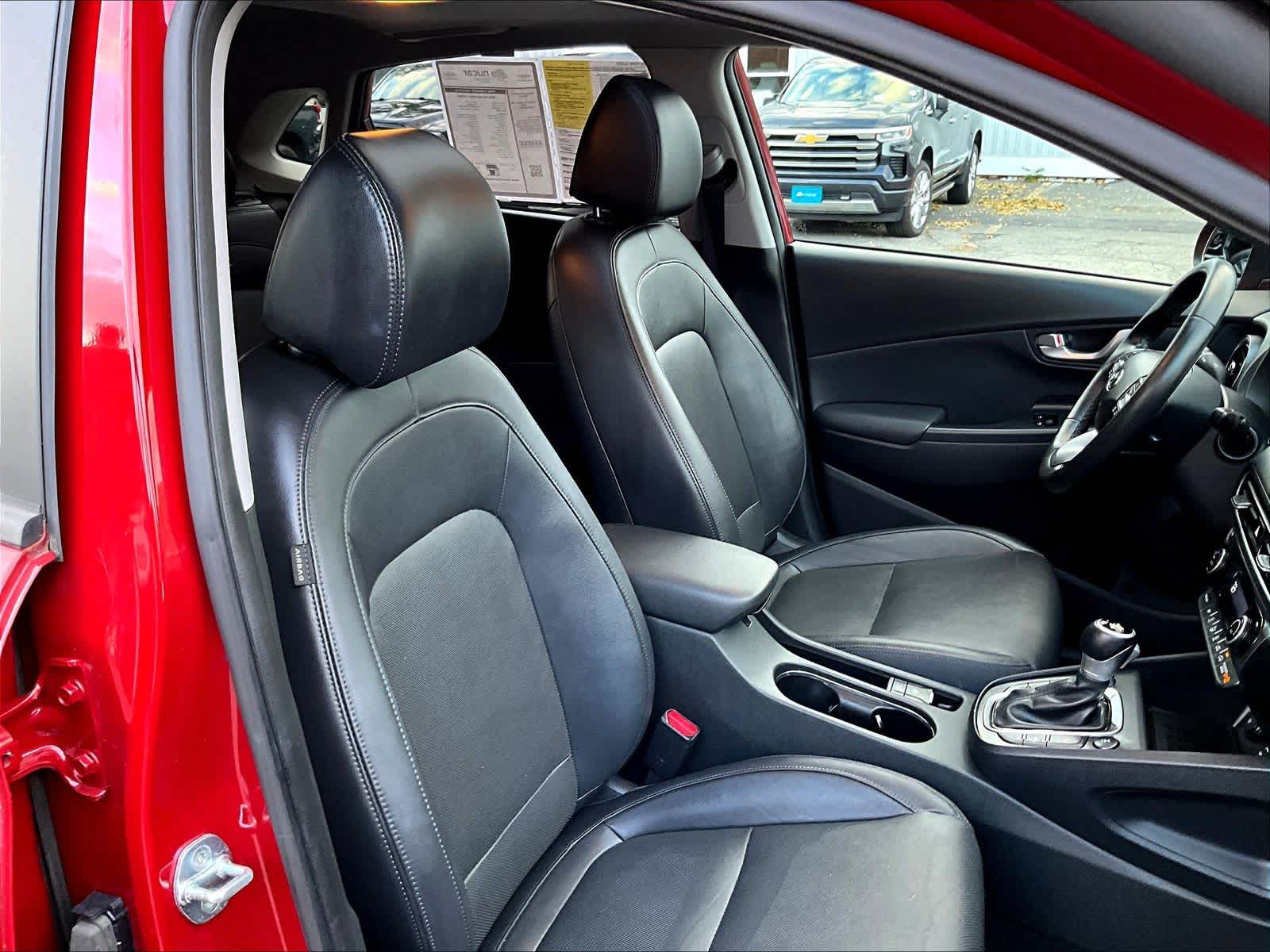 2022 Hyundai Kona Limited - Photo 11
