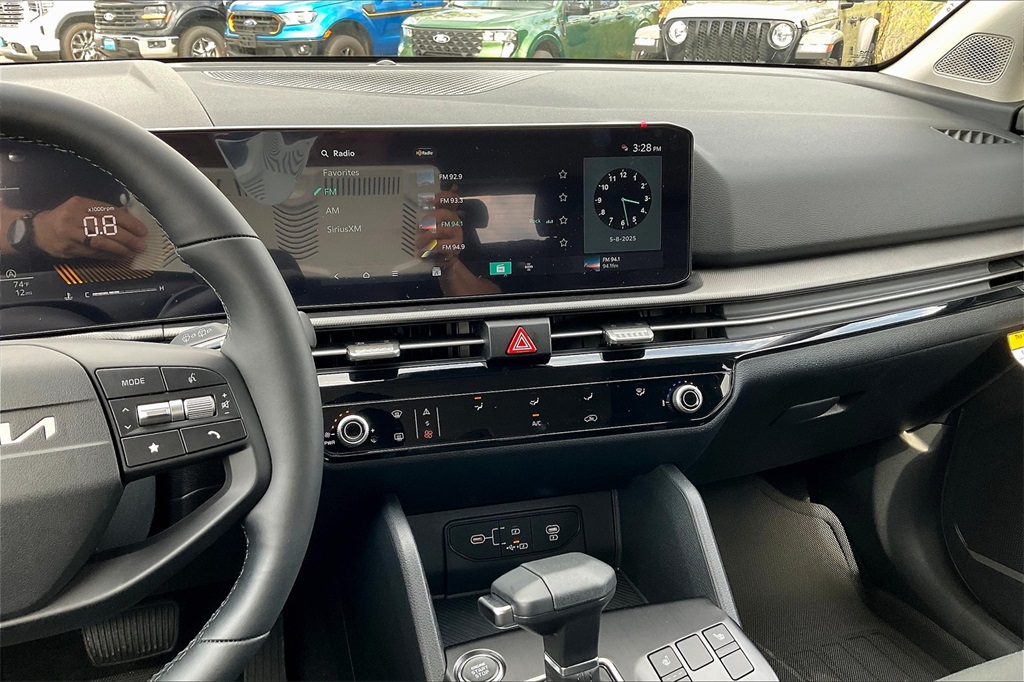 2026 Kia Sportage LX - Photo 13