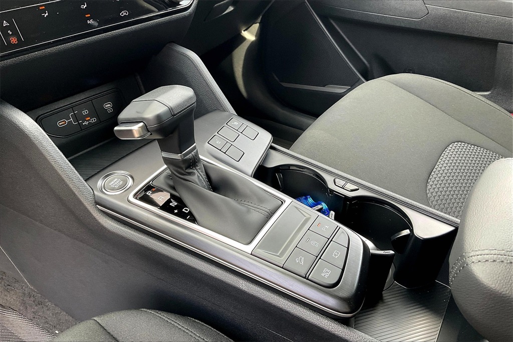 2026 Kia Sportage LX - Photo 14