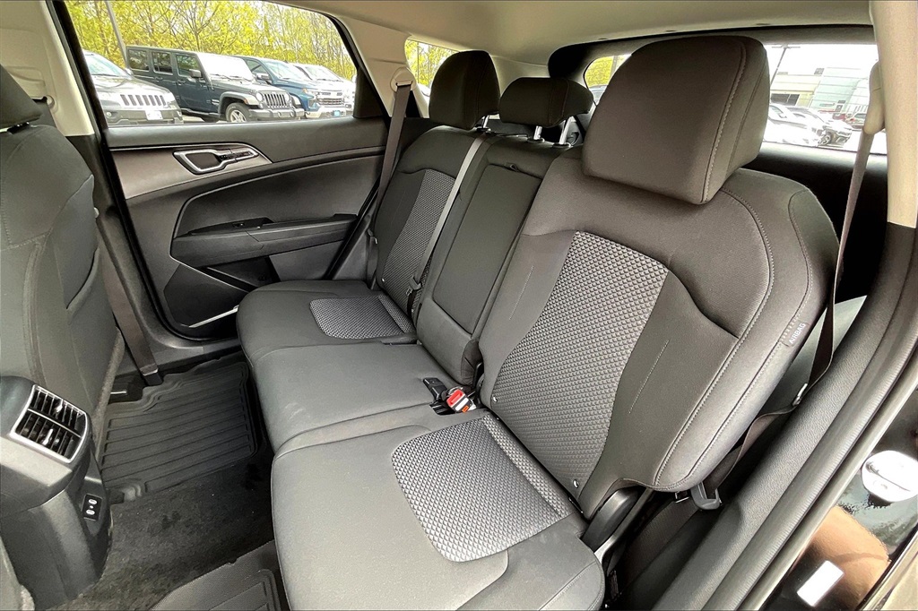2026 Kia Sportage LX - Photo 15