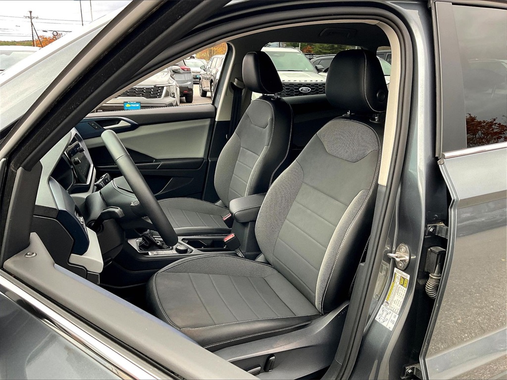 2022 Volkswagen Taos 1.5T SE - Photo 9