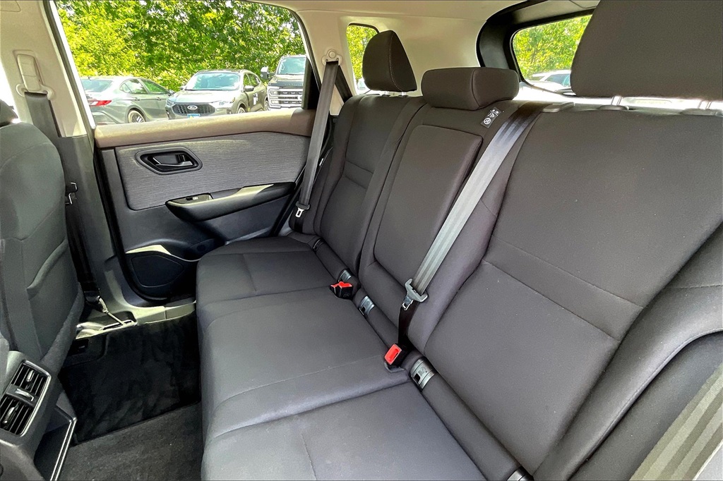 2023 Nissan Rogue S - Photo 14