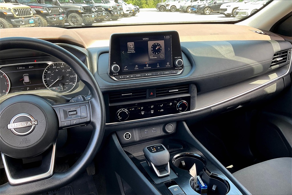 2023 Nissan Rogue S - Photo 17