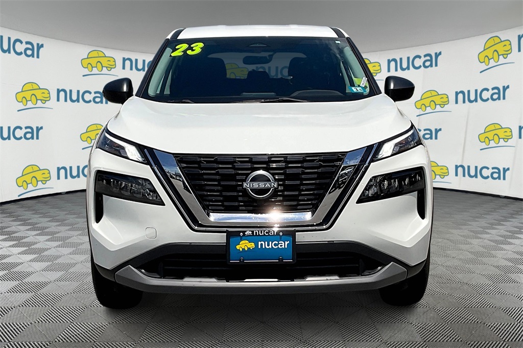 2023 Nissan Rogue S - Photo 2