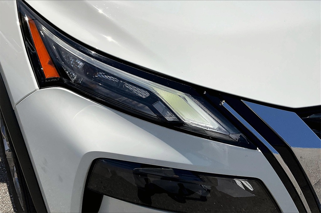 2023 Nissan Rogue S - Photo 27