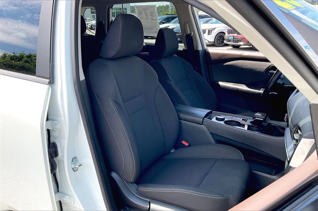 2023 Nissan Rogue S - Photo 10