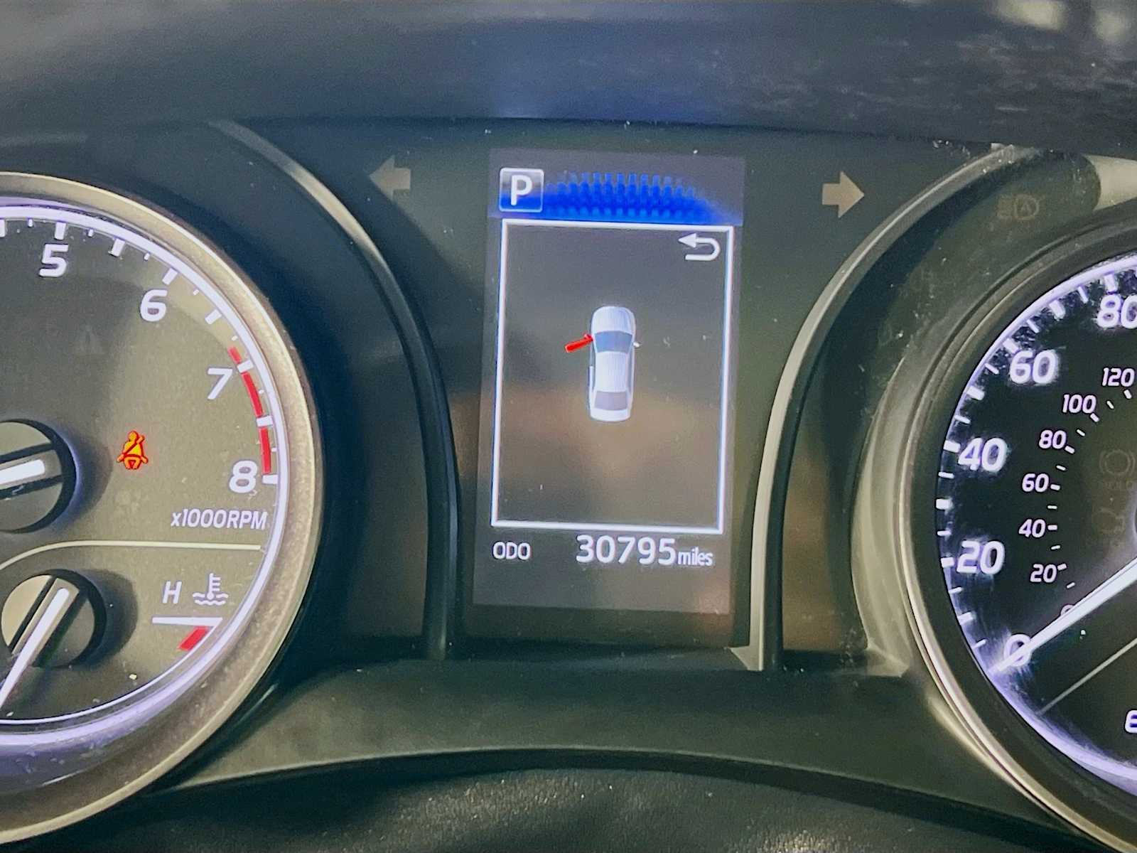 2023 Toyota Camry SE - Photo 12