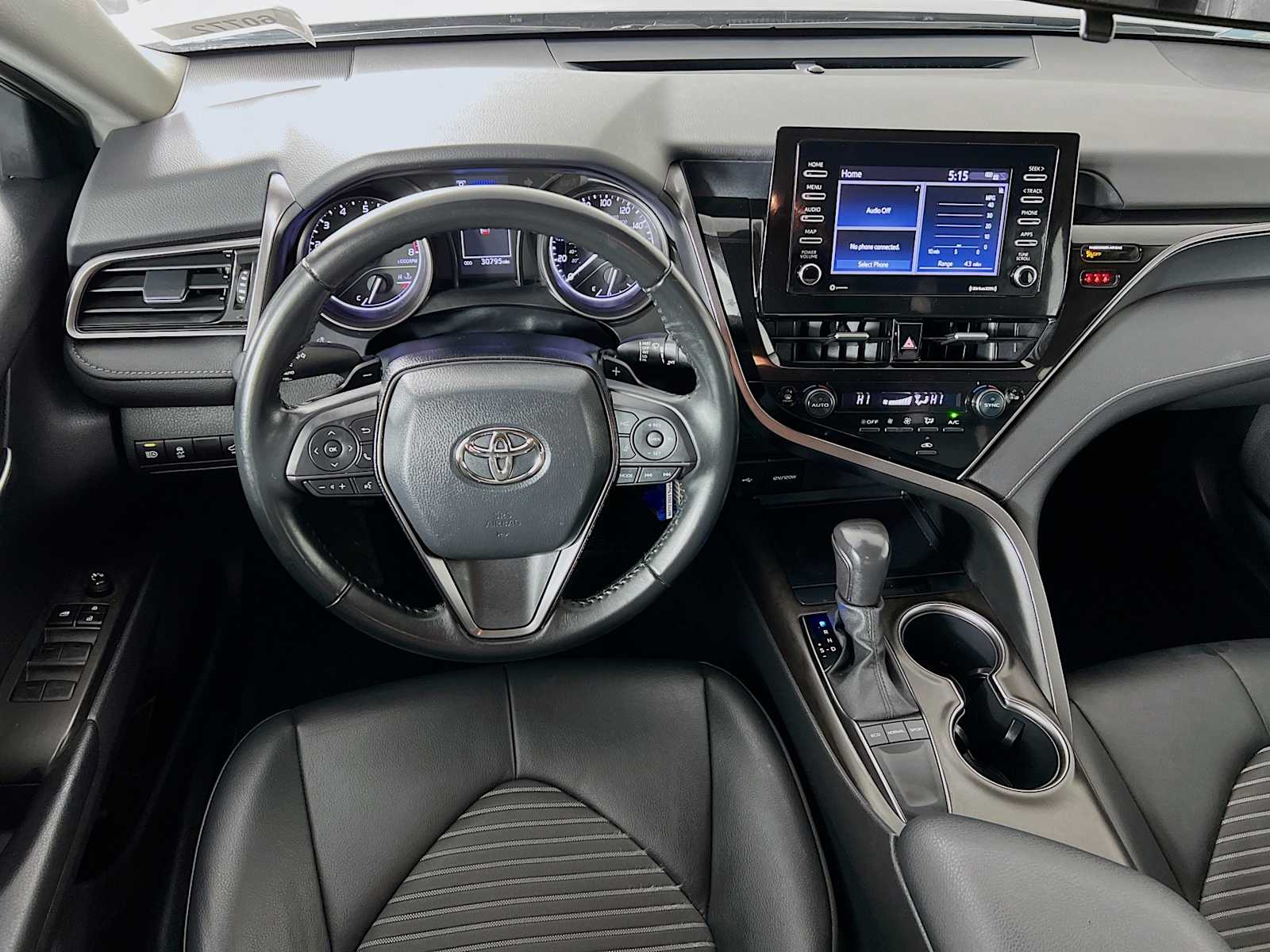 2023 Toyota Camry SE - Photo 21