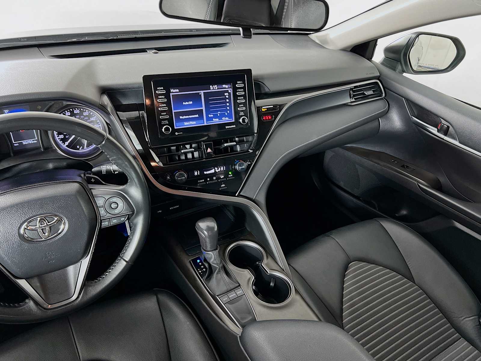 2023 Toyota Camry SE - Photo 22