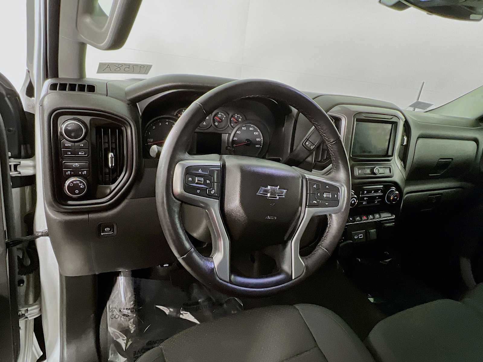 2021 Chevrolet Silverado 1500 Custom - Photo 11