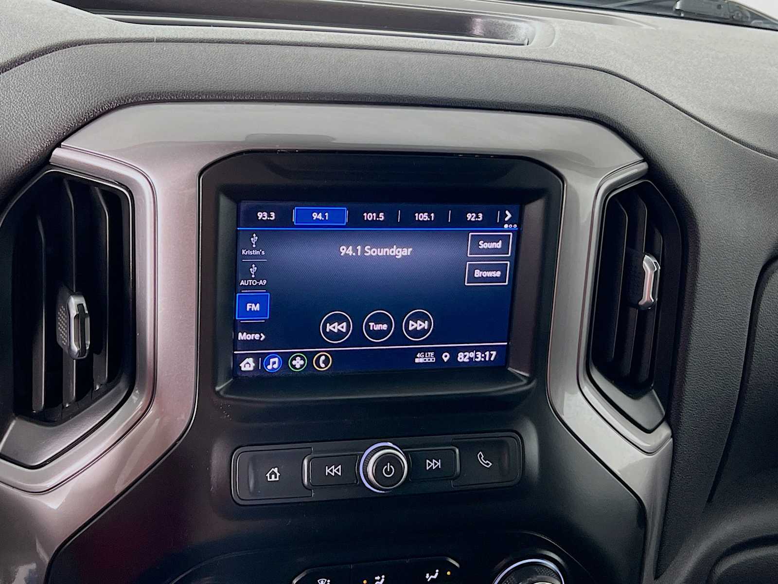 2021 Chevrolet Silverado 1500 Custom - Photo 14