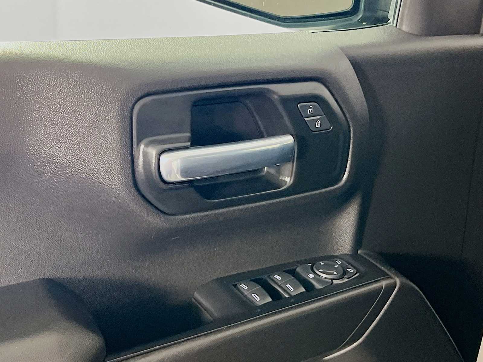 2021 Chevrolet Silverado 1500 Custom - Photo 17