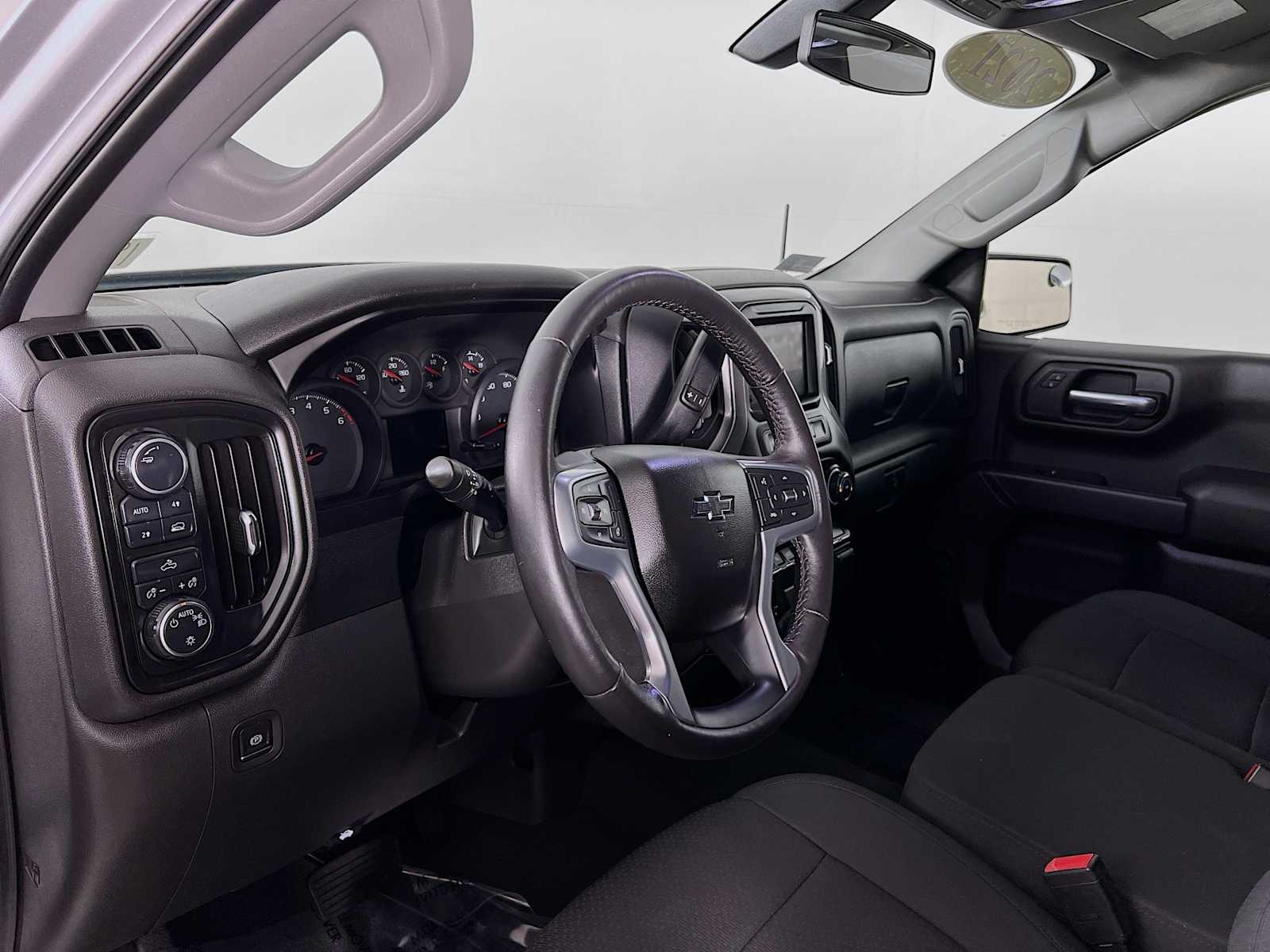 2021 Chevrolet Silverado 1500 Custom - Photo 9