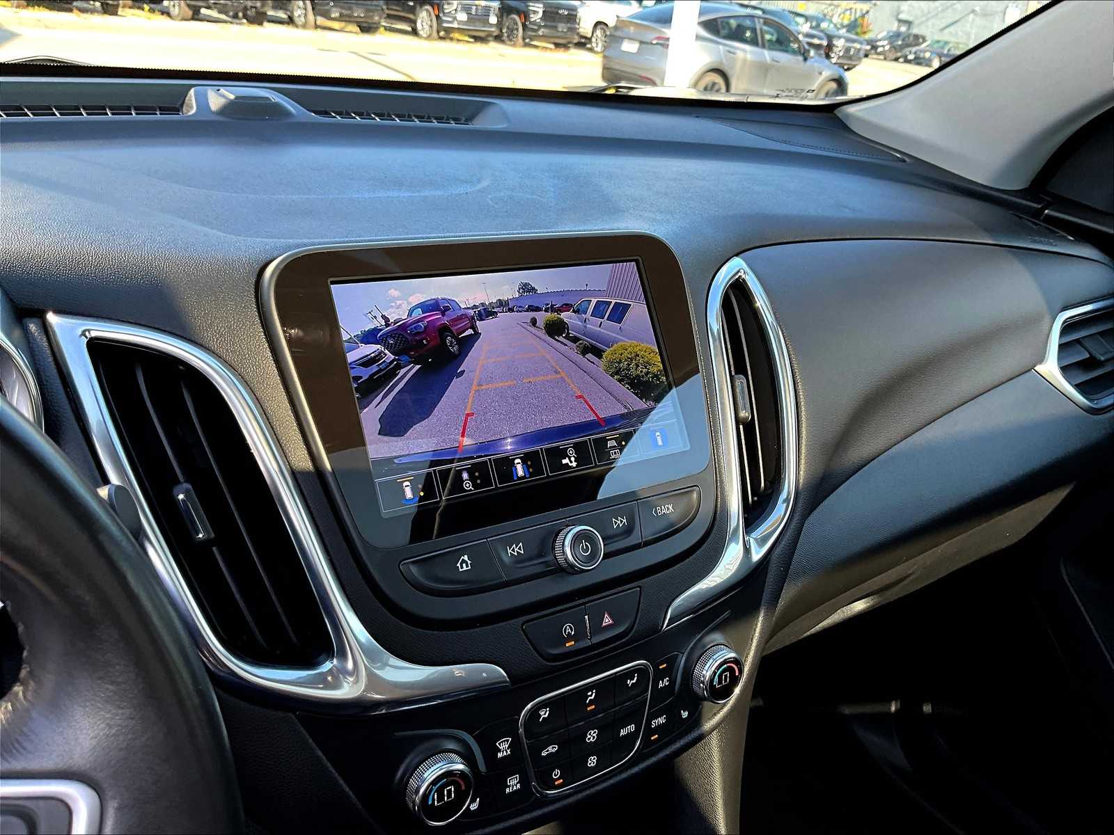 2022 Chevrolet Equinox LT - Photo 19