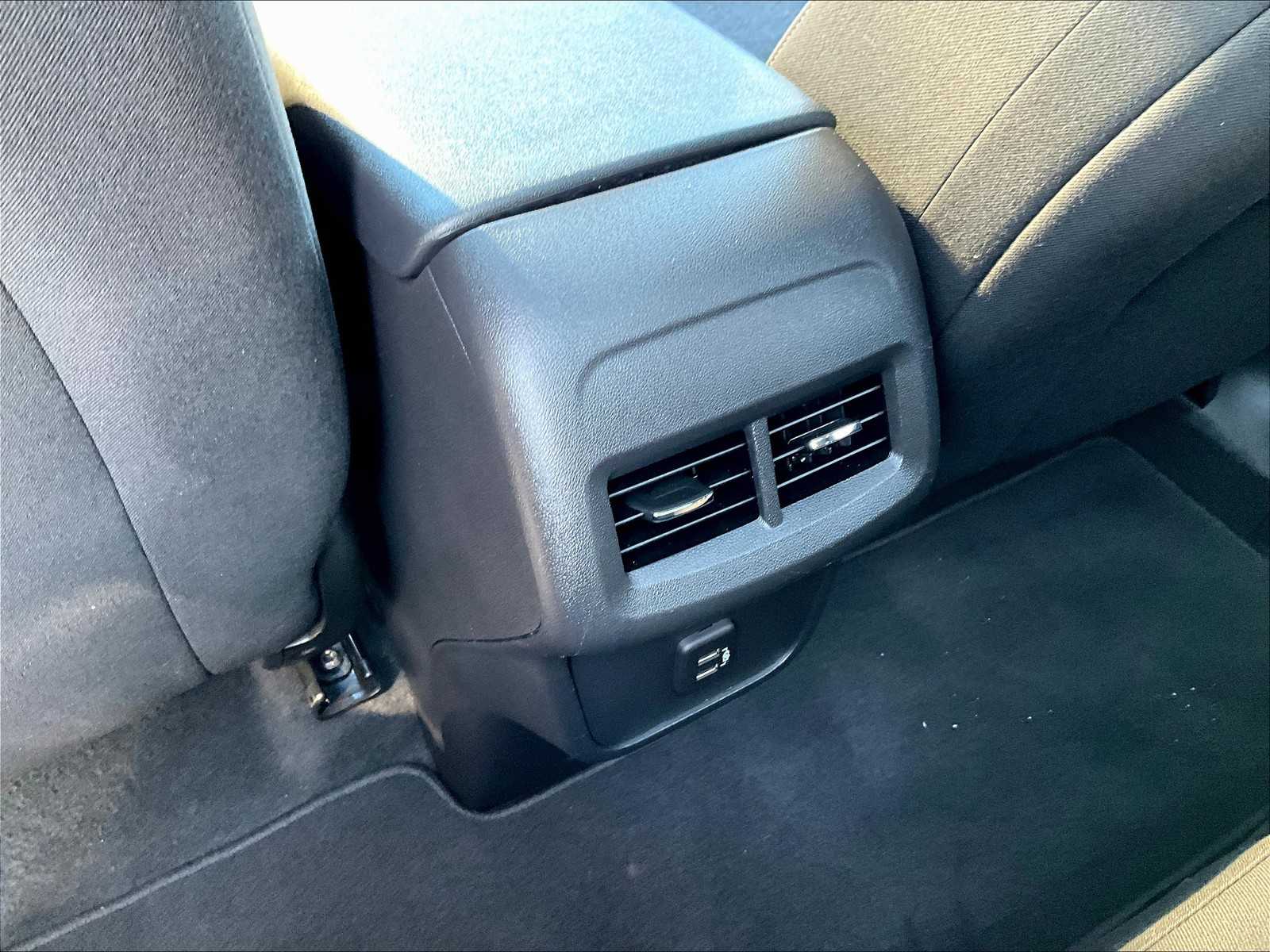 2022 Chevrolet Equinox LT - Photo 27