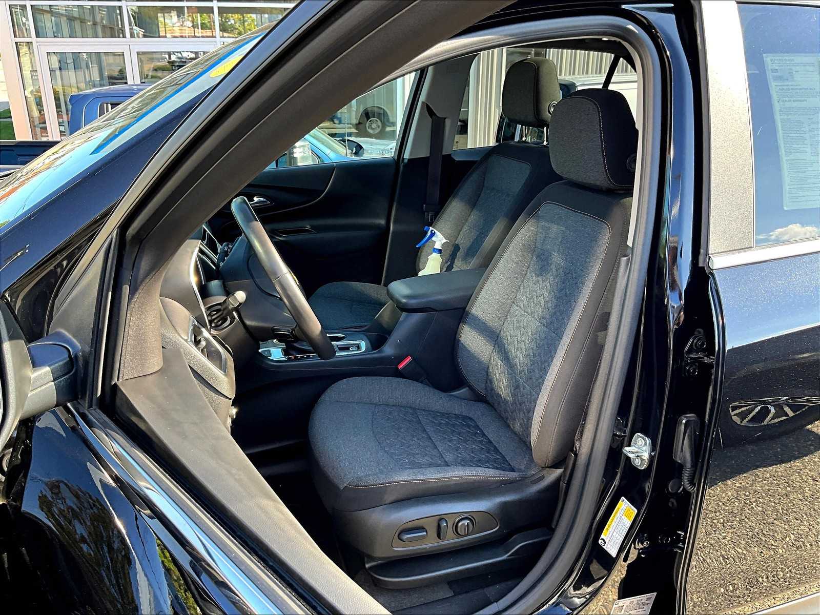 2022 Chevrolet Equinox LT - Photo 10