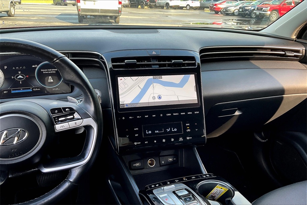 2022 Hyundai Tucson Limited - Photo 18