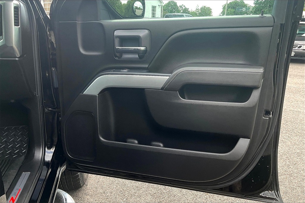 2017 Chevrolet Silverado 1500 LT - Photo 25