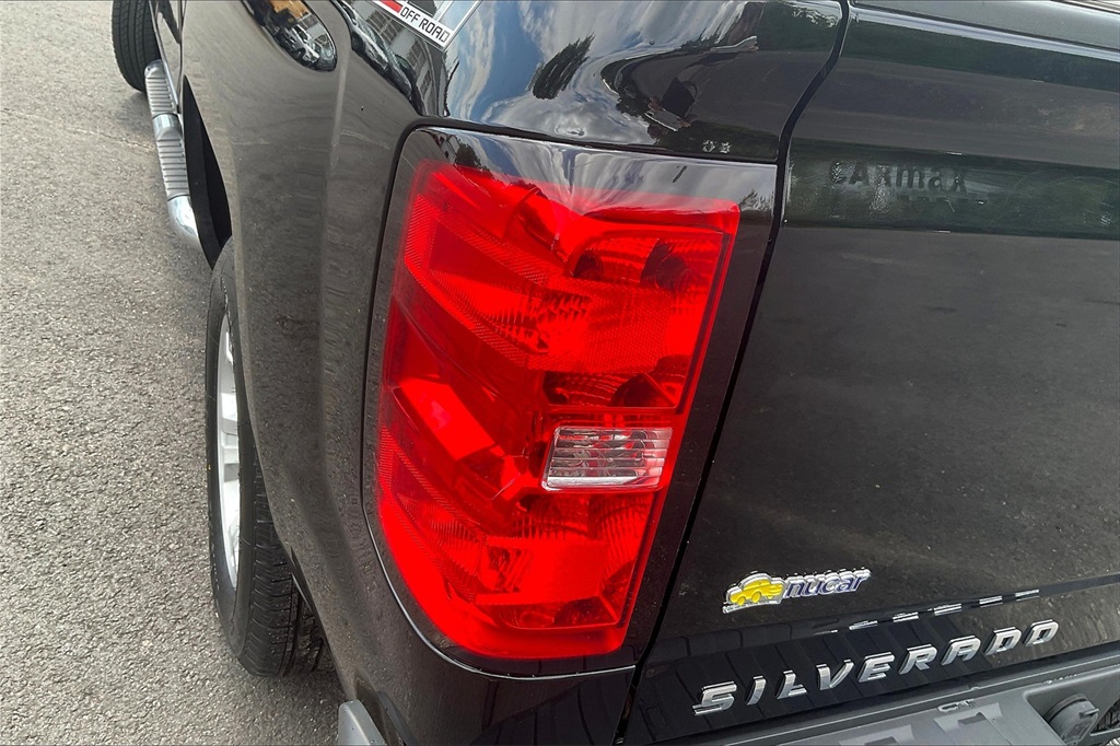 2017 Chevrolet Silverado 1500 LT - Photo 31