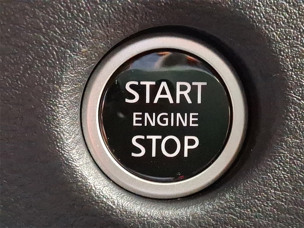 2025 Nissan Frontier PRO-4X - Photo 15