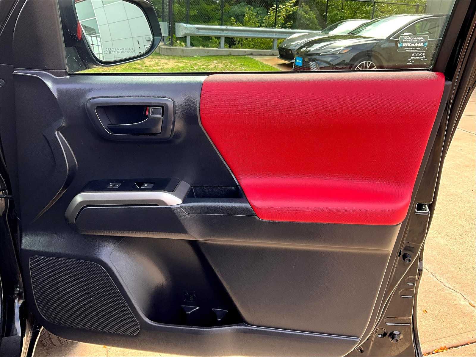 2023 Toyota Tacoma SR5 - Photo 12