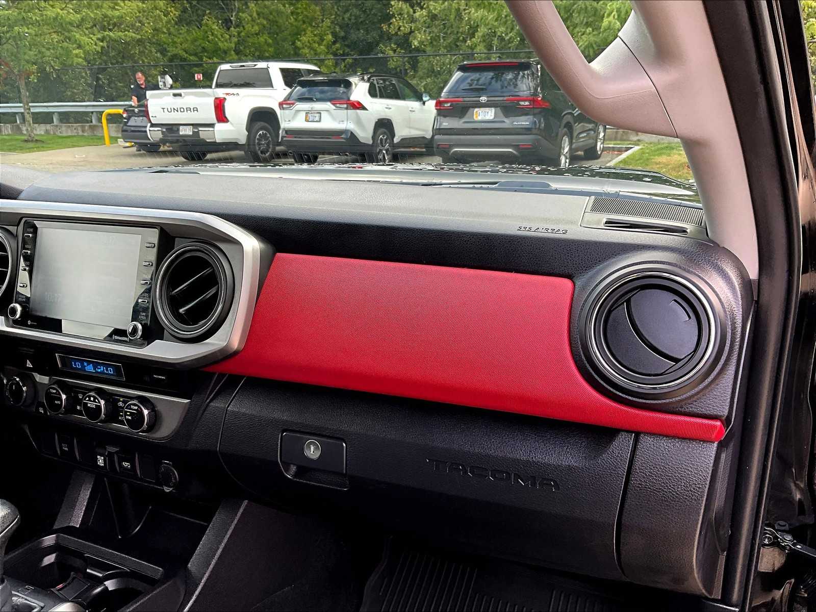 2023 Toyota Tacoma SR5 - Photo 13