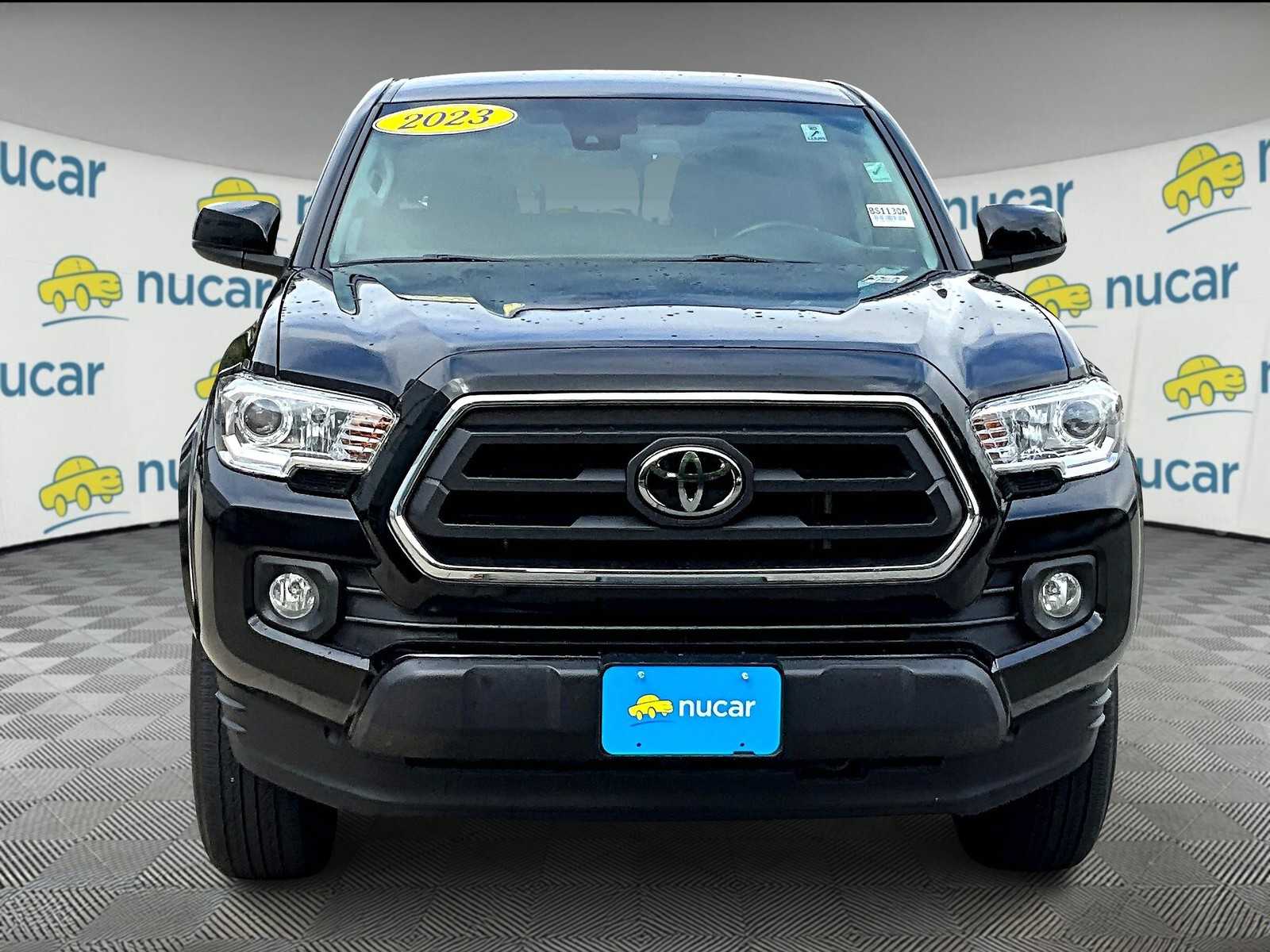 2023 Toyota Tacoma SR5 - Photo 2