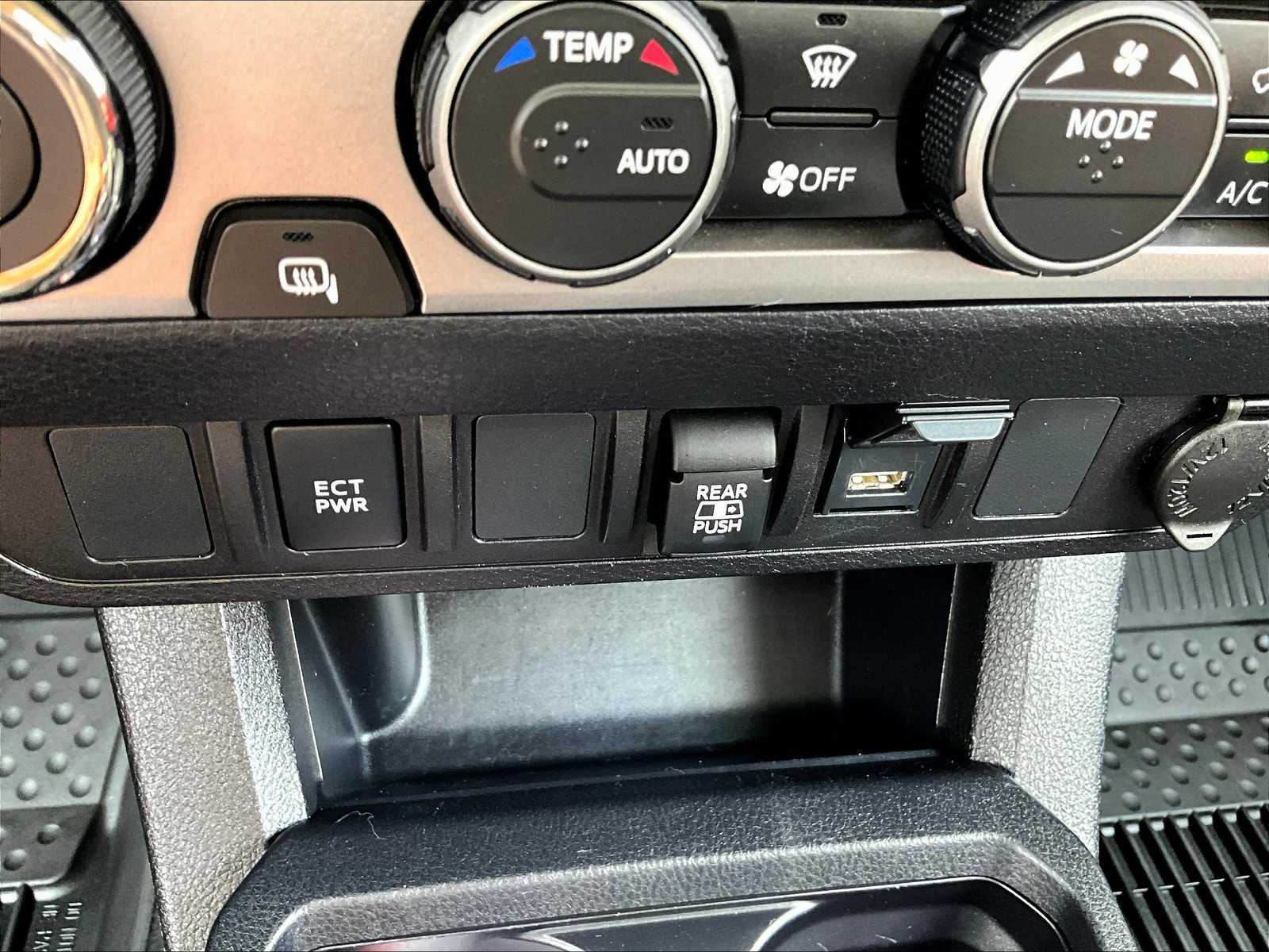 2023 Toyota Tacoma SR5 - Photo 25
