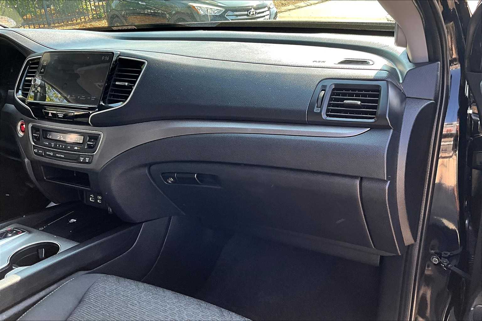 2024 Honda Ridgeline Sport - Photo 13