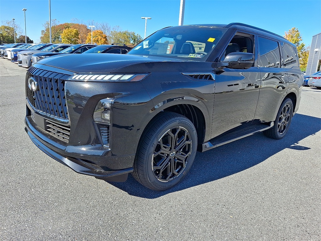 2026 INFINITI QX80  - Photo 2