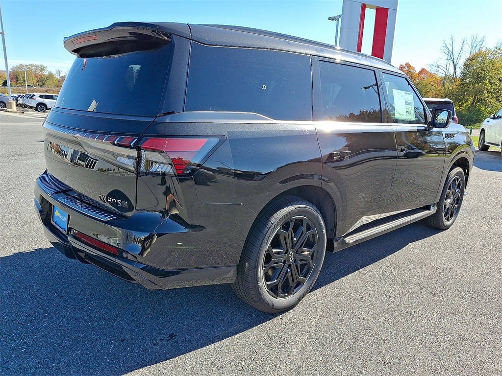 2026 INFINITI QX80  - Photo 4
