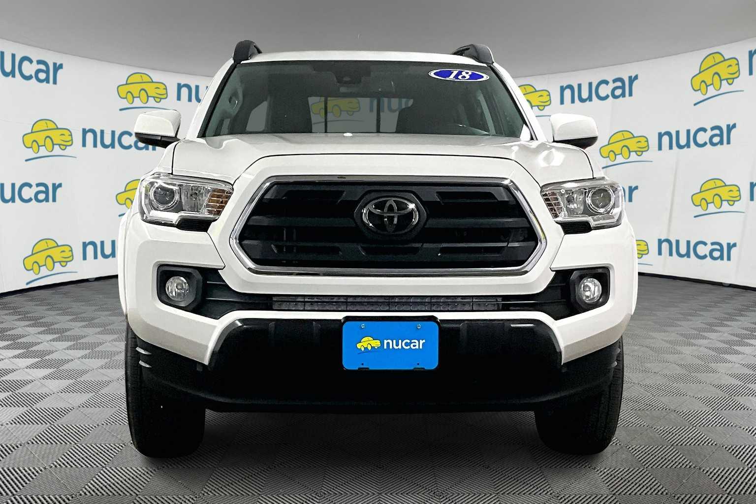 2018 Toyota Tacoma SR5 - Photo 2