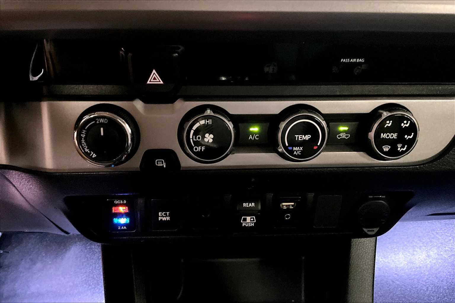 2018 Toyota Tacoma SR5 - Photo 25