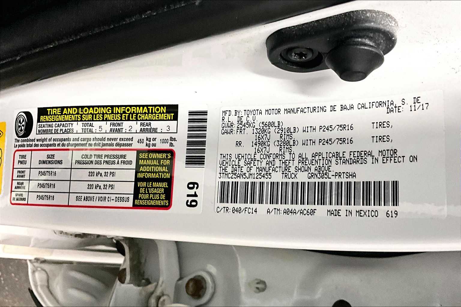 2018 Toyota Tacoma SR5 - Photo 35