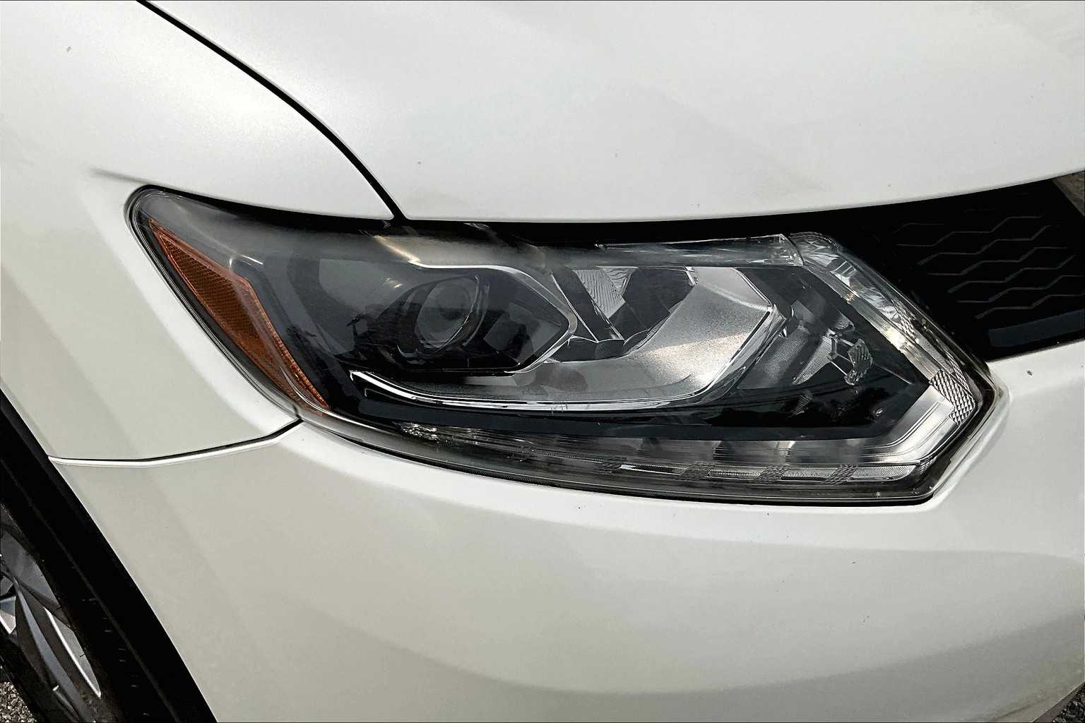 2016 Nissan Rogue SL - Photo 32