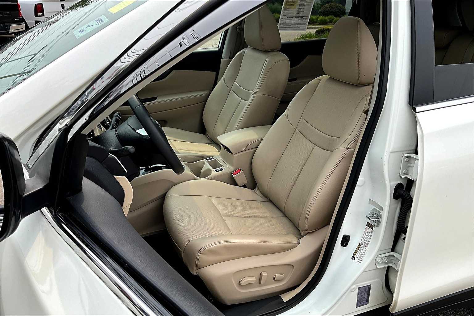 2016 Nissan Rogue SL - Photo 10