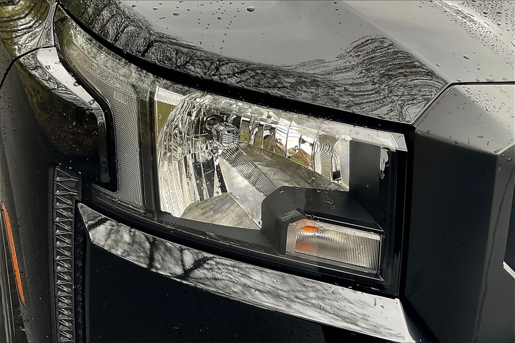 2022 Nissan Frontier S - Photo 30